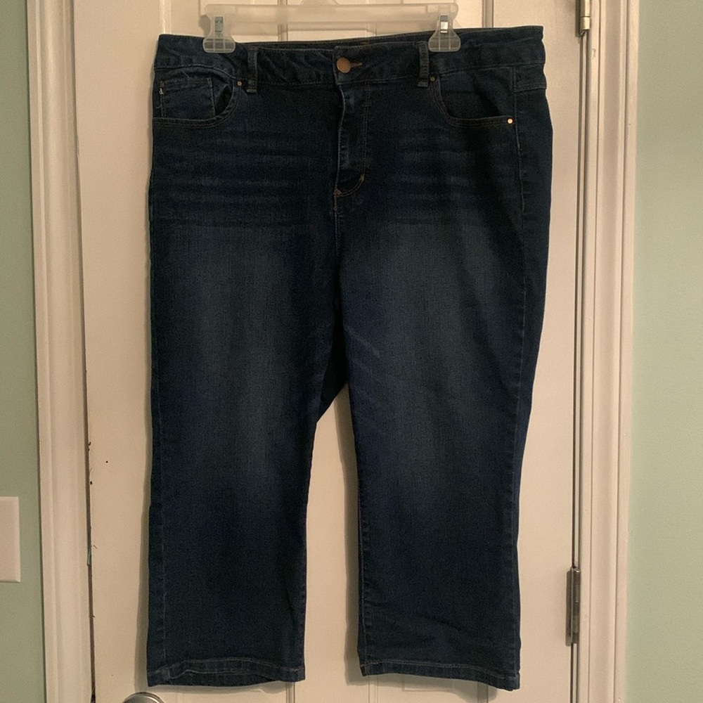 Comfortable denim capris!